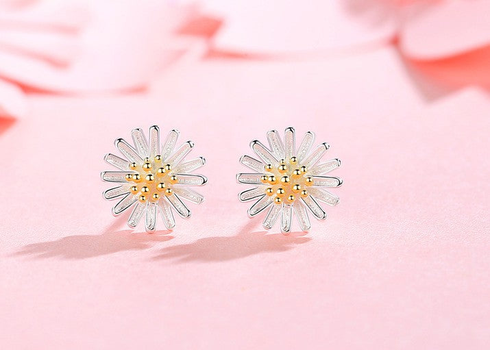 Women's Sterling Silver Daisy Earrings