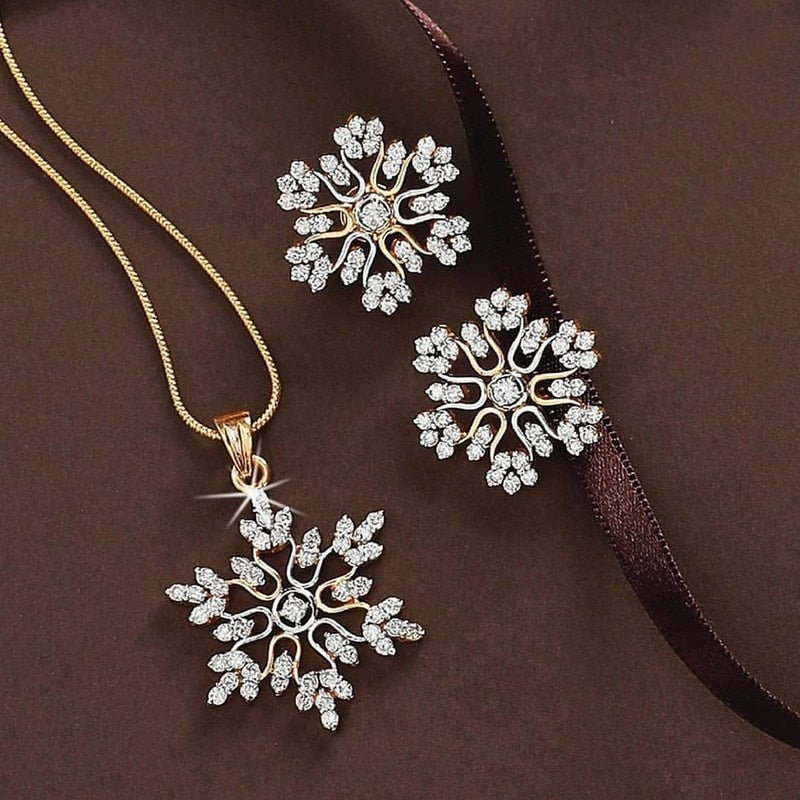 Women's 3 Pcs /set Snowflake Necklace Earrings