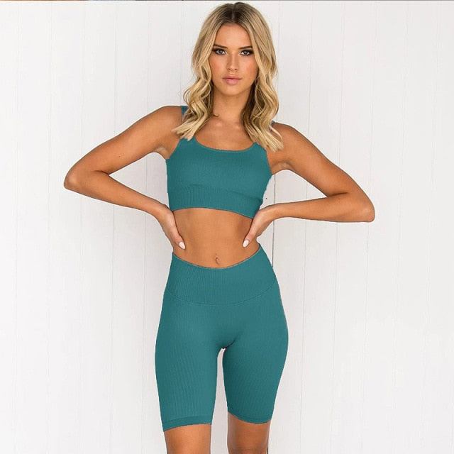 Women's Sports Bra and Leggings