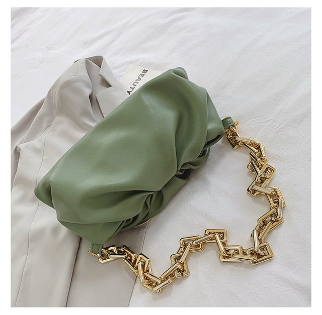 2021 Day Clutch Thick Gold Chains Dumpling Clip Purse Bag Women Cloud Underarm Shoulder Bag Pleated Baguette Pouch Handbag.