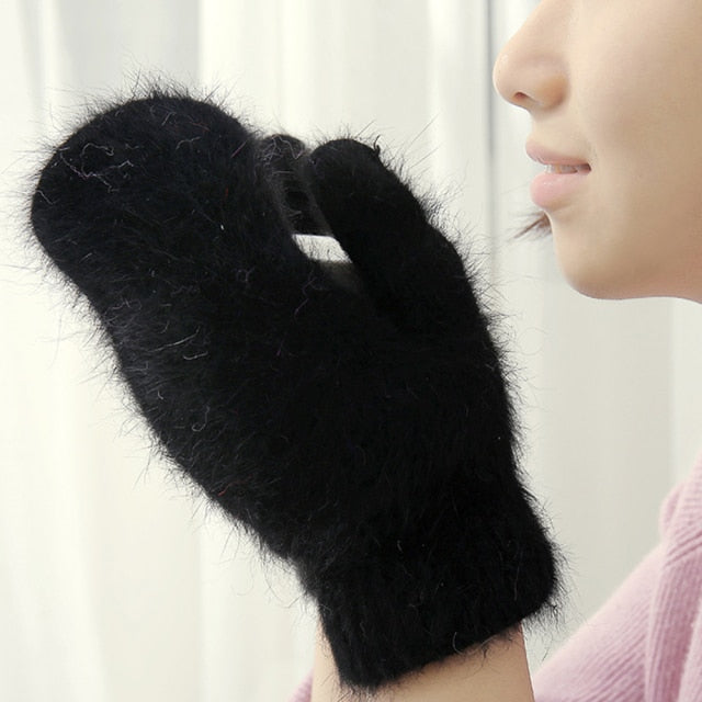 Women’s Cute Winter Mittens