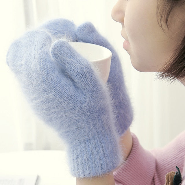 Women’s Cute Winter Mittens